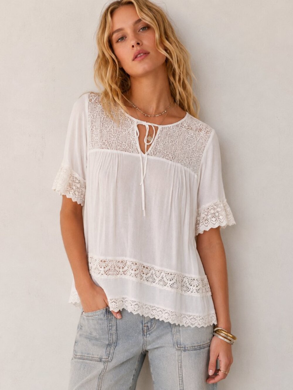 Listicle Small S Boutique White Cream Lace‎ Trim Keyhole Tie Boho Top Blouse